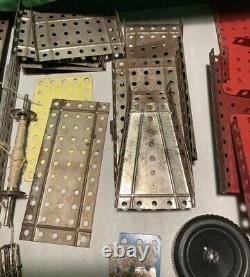 Vintage/ Antique The A. C. Gilbert Company Erector Set #M4406. Untested