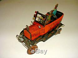 Vintage Antique Tin Wind Up Amos n Andy Marx Taxi Cab Toy