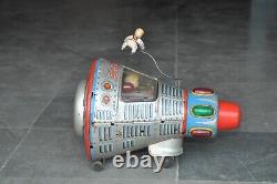 Vintage Battery MT Trademark Capsule 7 Litho Spacecraft Tin Toy, Japan