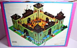 Vintage Camelot Medieval Toy Castle Play Set NMIB El Gran Castillo Marx