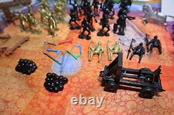 Vintage Camelot Medieval Toy Castle Play Set NMIB El Gran Castillo Marx