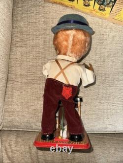 Vintage Charley Weaver Bartender Battery Operated Toy With Box