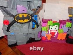 Vintage Children`s Toy Play Sets 1 Batman Cave & 1 Castle + 1 Joker House -c26