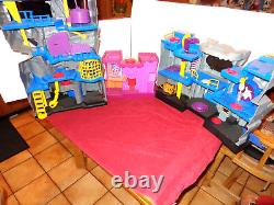 Vintage Children`s Toy Play Sets 1 Batman Cave & 1 Castle + 1 Joker House -c26