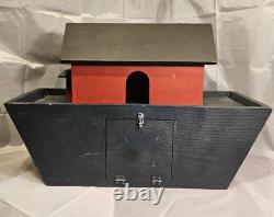 Vintage Folk Art Wooden Hand Painted Noah's Ark Toy