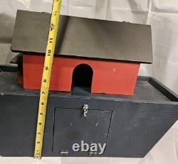 Vintage Folk Art Wooden Hand Painted Noah's Ark Toy