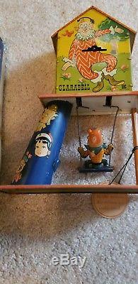 Vintage Howdy Doody Clock A Doodle Tin Wind Up Toy