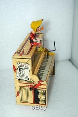 Vintage Li'l Abner Unique Art Dogpatch Band Tin Wind-up Toy & Box Works