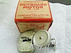 Vintage Lindstrom Toy Wind-Up Outboard Boat Motor No. 204 Working in Box