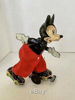 Vintage Linemar Mickey Mouse Wind-up Roller Skater in Great Condition