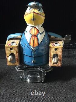 Vintage Mailman With Ducks Wind Up Tin Toy Japan Works! TPS 1950s