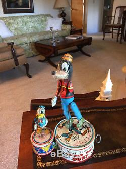 Vintage Marx 1946 Tin Wind Up Disney Donald Duck Duet Goofy Dancing Toy USA