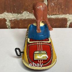 Vintage Marx Dipsy Doodle Bobble Head Dora Driving Bumper Car Wind-up WORKS