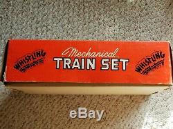 Vintage Marx Mercury NYC Wind Up Train Set with Track & Key! Never Run