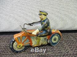 Vintage Marx Tin Litho Policeman On Motorcycle Windup