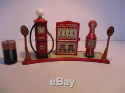 Vintage Marx Tin Toy Gas & Air Pump for Brightelite Working Bat. Op. NO RESERVE