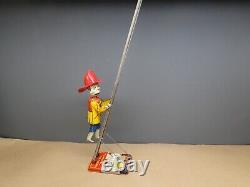 Vintage Marx Toy Climbing Fireman Wind Up Tin Litho W Ladder Windup Firemen Nr