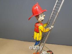 Vintage Marx Toy Climbing Fireman Wind Up Tin Litho W Ladder Windup Firemen Nr