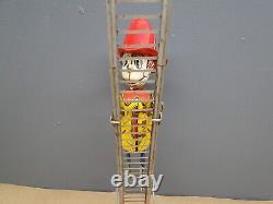 Vintage Marx Toy Climbing Fireman Wind Up Tin Litho W Ladder Windup Firemen Nr