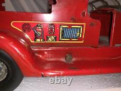 Vintage Marx VFD Fire Engine Water Tower Truck Wind Up Toy
