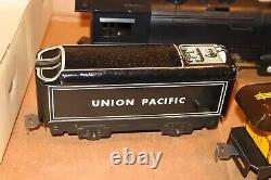 Vintage Mechanical Train Set by MARX No 526 Wind Up Locomotive Original Box Mint