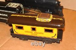 Vintage Mechanical Train Set by MARX No 526 Wind Up Locomotive Original Box Mint