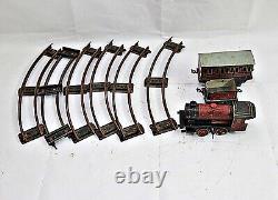 Vintage Old Rare Model Craft 786 Train Engine With Track Wind Up Litho Tin Toy