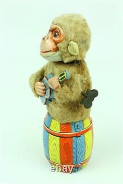 Vintage Plush Tin Wind Up Jolly Monkey Toy Nomura Fuji Japan Guitar