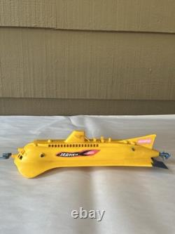 Vintage Remco SEAVIEW Submarine 1965 Voyage To The Bottom Of The Sea toy