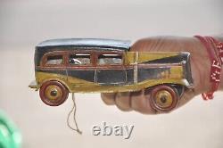 Vintage Sedan Car Wind Up Fine Litho Litho Tin Toy, Japan/England