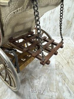 Vintage Stagecoach Wagon Metal Display Toy Model Red And White Rustic