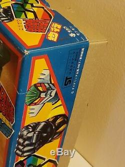 Vintage Takara Japan Tin windup toy Geag Jeeg working condition with box popy