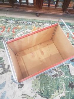 Vintage The Flintstones Hanna Barbera Toy Box On Wheels 1979