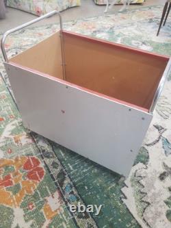 Vintage The Flintstones Hanna Barbera Toy Box On Wheels 1979
