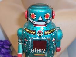 Vintage Tin Mechanical Mighty Robot Wind Up Noguchi Shoten made in Japan