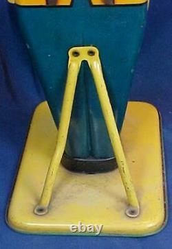 Vintage Tin Wind Up Wolverine Drum Major #27 13 1/2 Tall Working Condition