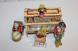 Vintage Unique Art Tin Litho Wind Up Lil Abner Dogpatch Band Works EX Must L@@K