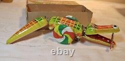 Vintage Wind Up SNAPPING ALLIGATOR With leaping fish, Original Box, Japan by NGS