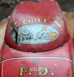 Vintage/original Marx toys fire chief wind-up car