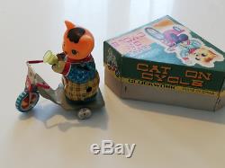 Vintage tin toy rare wind-up clockwork cat on cycle MS 803 Made in CHINA 50's