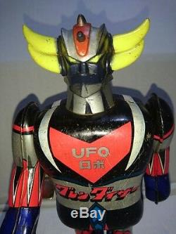 Vintage wind up Grendizer Tin