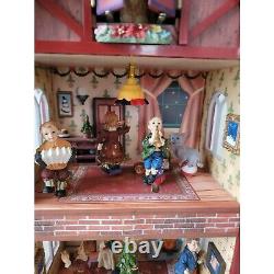 Vintage wind-up music dollhouse family Xmas present toy kid