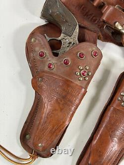 Vtg 1950's Gunsmoke Marshall Matt Dillon Western Cowboy Cap Gun set holster 34