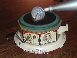 Vtg Antique Bing Tin Litho Wind Up Toy Bingophone Horn Phonograph Record Player