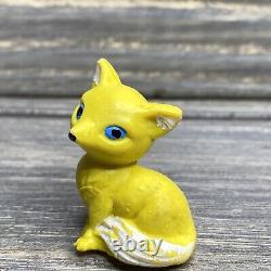 Vtg Lot of 16 Plastic Figure Zoo Animals Various Colors 1-2.5 Made in Hong Kong