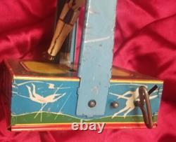 Wyandotte Tin Wind Up Toy Man On The Flying Trapeze Sport Athletic WORKING 1941