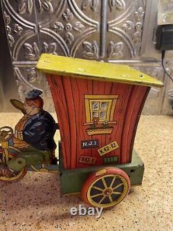 Wyandotte vintage Humphrey Mobile Wind Up Toy