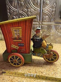 Wyandotte vintage Humphrey Mobile Wind Up Toy