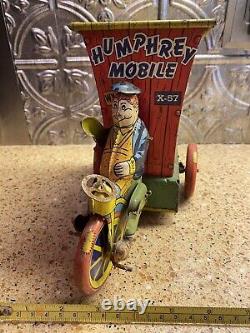 Wyandotte vintage Humphrey Mobile Wind Up Toy