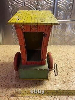 Wyandotte vintage Humphrey Mobile Wind Up Toy